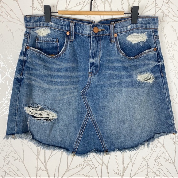 BLANK NYC Distressed Raw Hem Denim Jean Skirt 29 - Picture 10 of 11